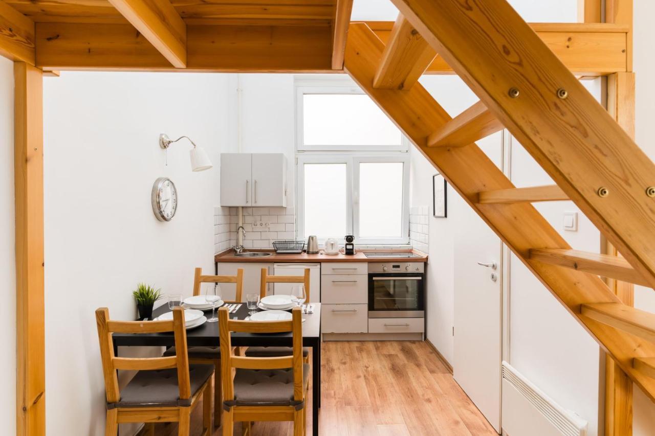 Sesame Wide Apartment บูดาเปสต์ ภายนอก รูปภาพ