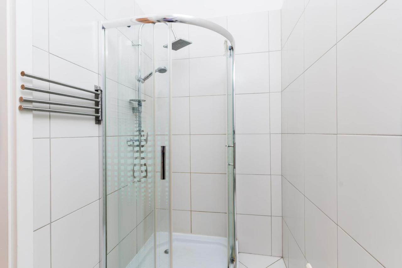 Sesame Wide Apartment บูดาเปสต์ ภายนอก รูปภาพ
